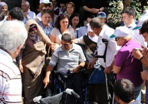 Mavi kapaklar umut oldu